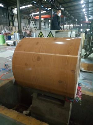 26 Ga 0,55 mm HDP Grano di legno 30 anni di garanzia Z180 Galvanizzato PPGI Coil di acciaio Stampa di stampa Color Coated Coil ASTM A755 A653M