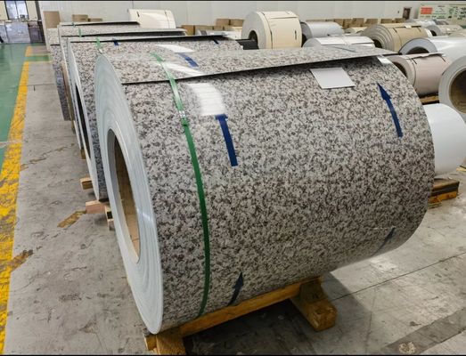 Coili di alluminio pannelli di facciata 3003H26 Granello di legno Granello di marmo per rivestimenti edili